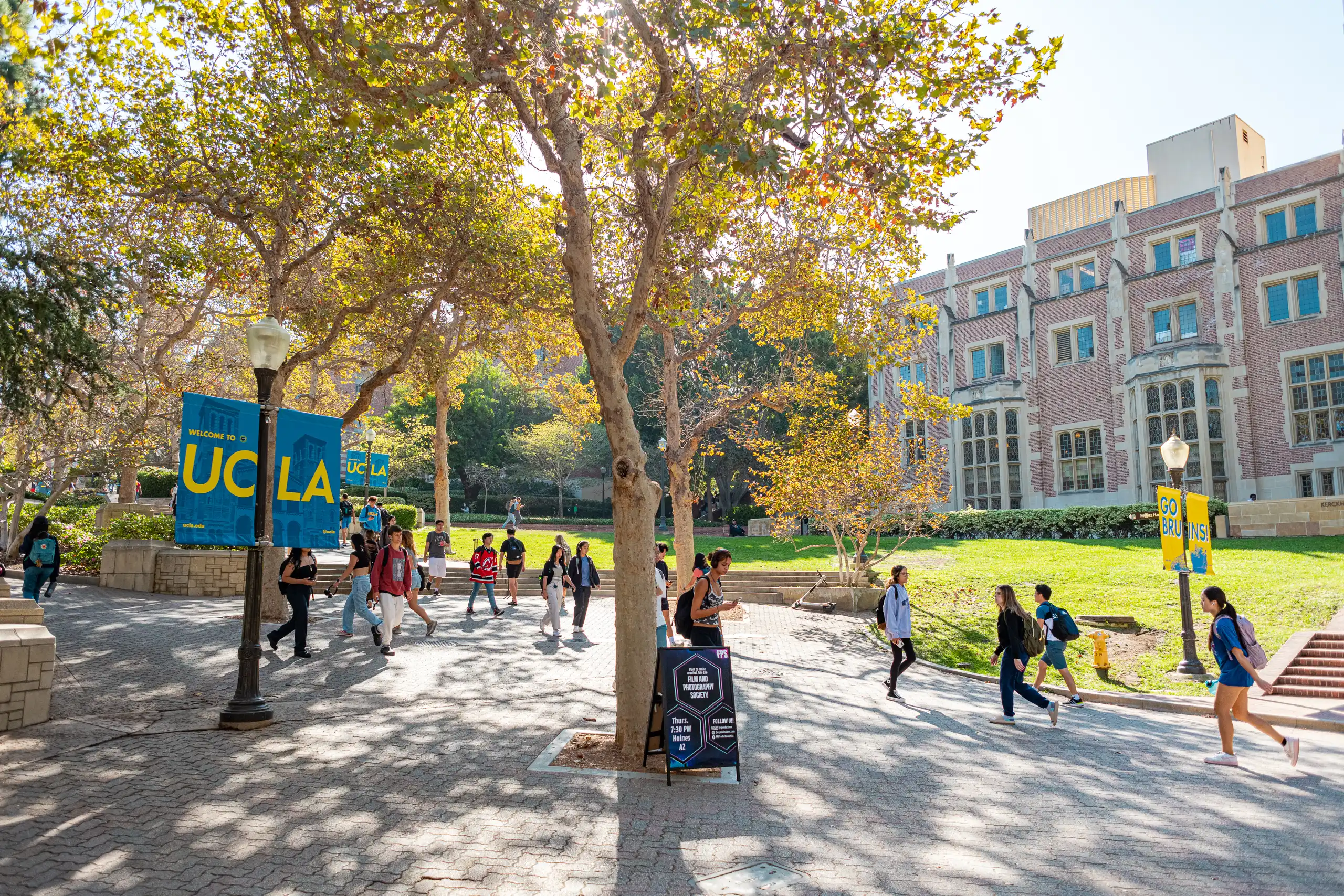 Students on Bruin Walk outside Kerkhoff Hall at UCLA