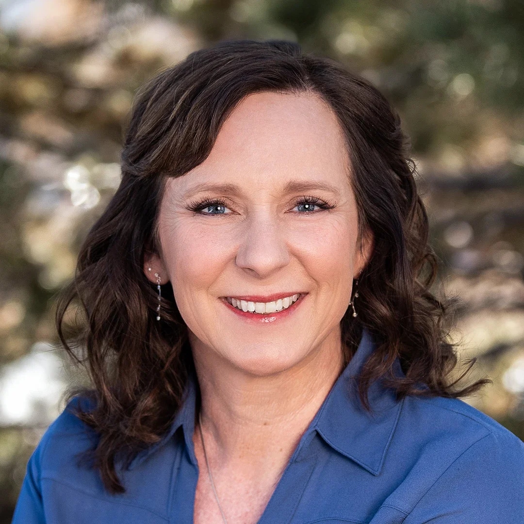 Tia S. Bach, Essay Specialist